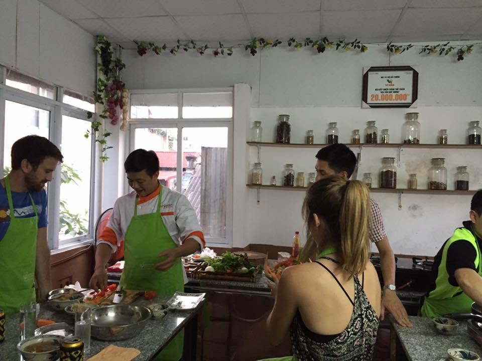 Vietnam Apple Homestay Hanoi Exteriör bild